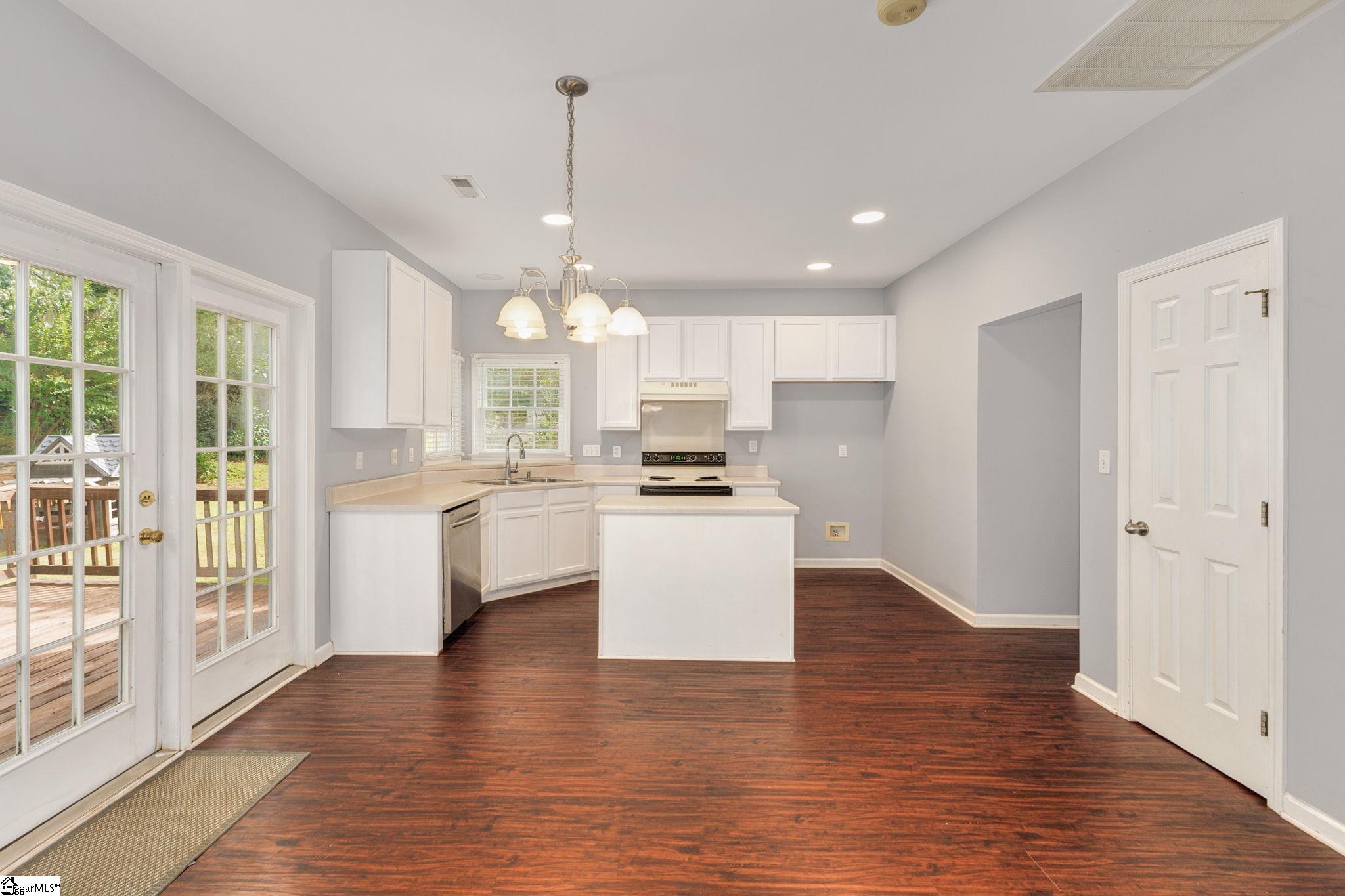 209 Timberleaf Drive