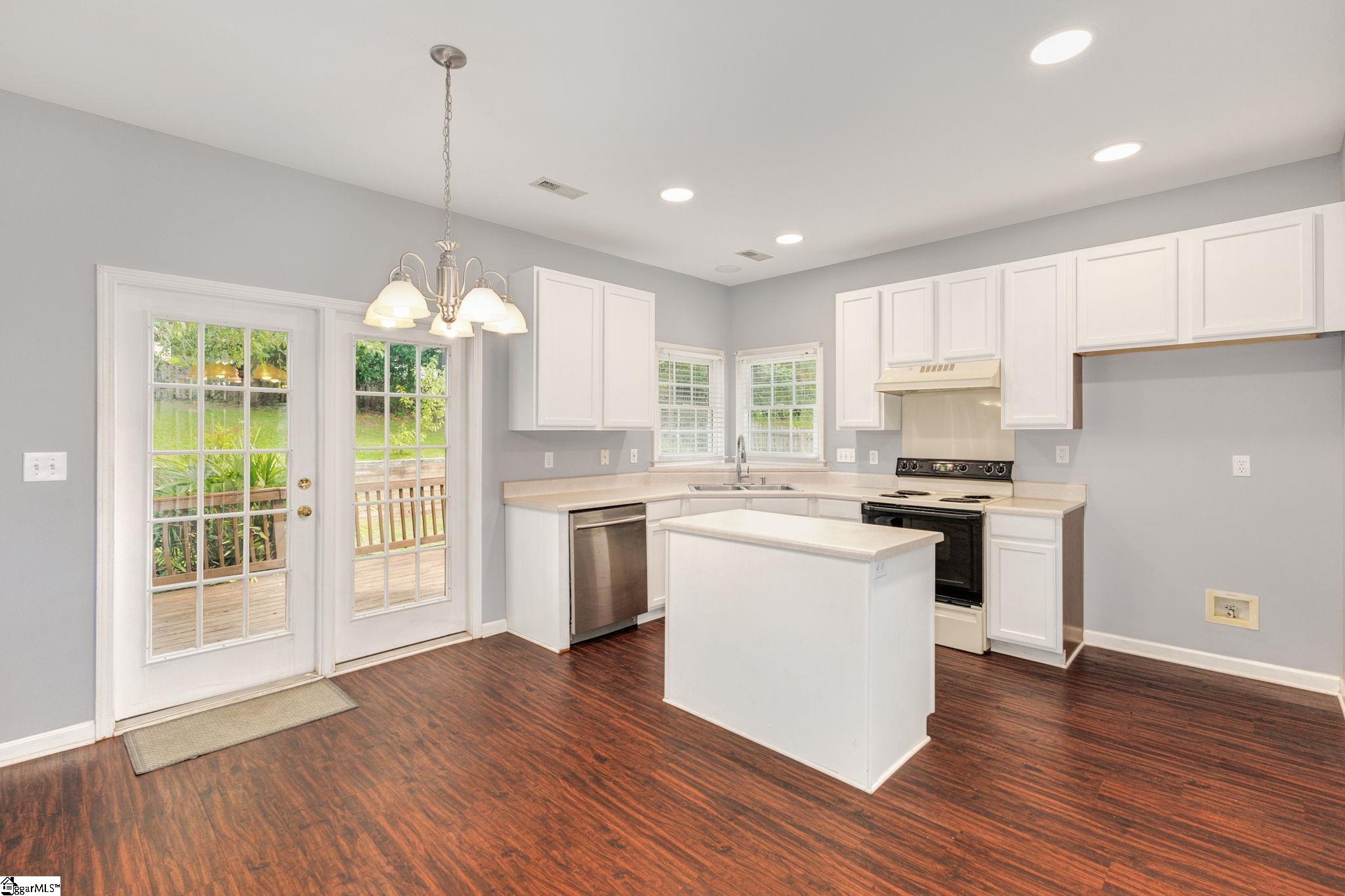 209 Timberleaf Drive