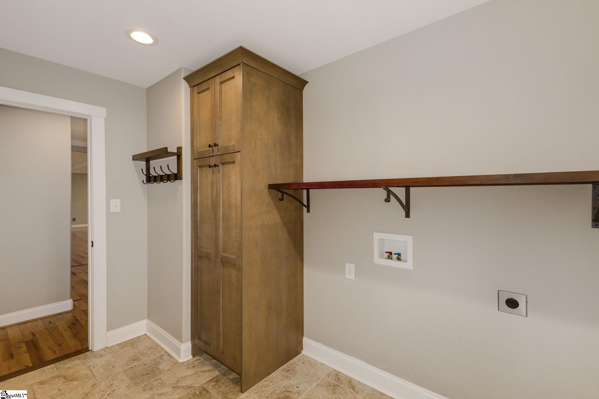 808 Love Springs Road