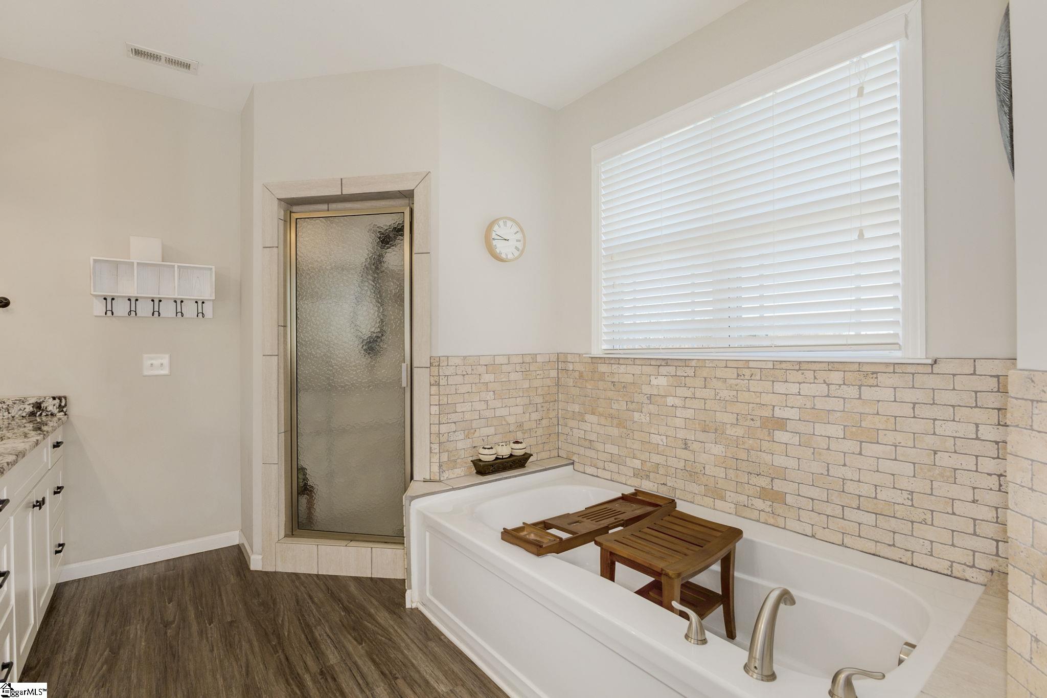 110 S Stallion Drive