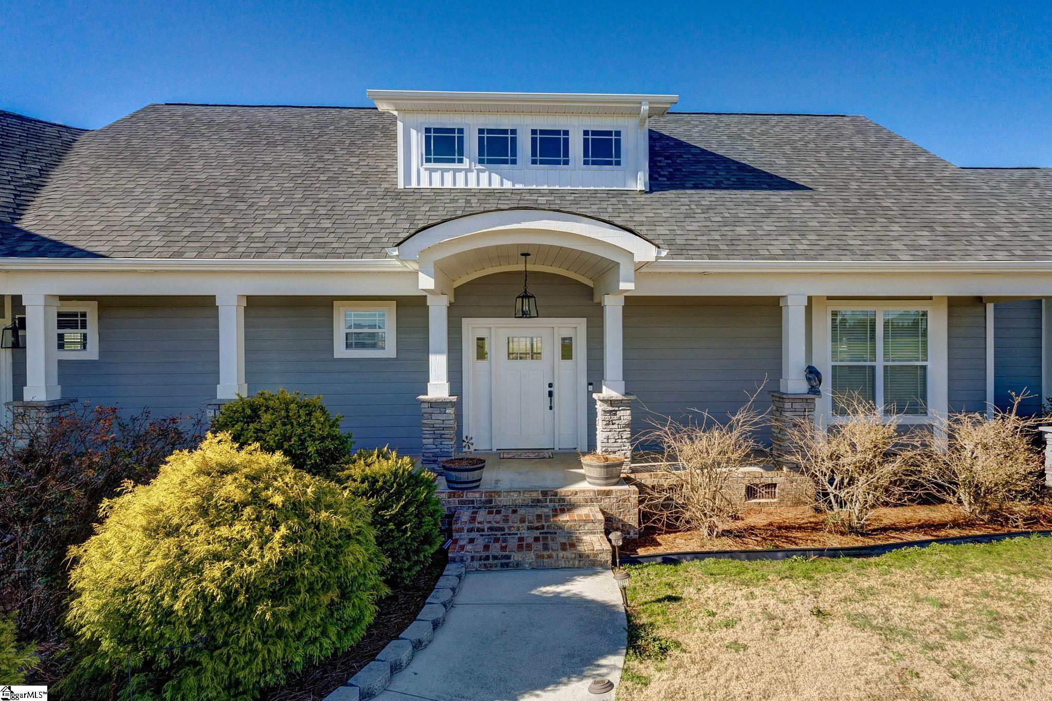 110 S Stallion Drive