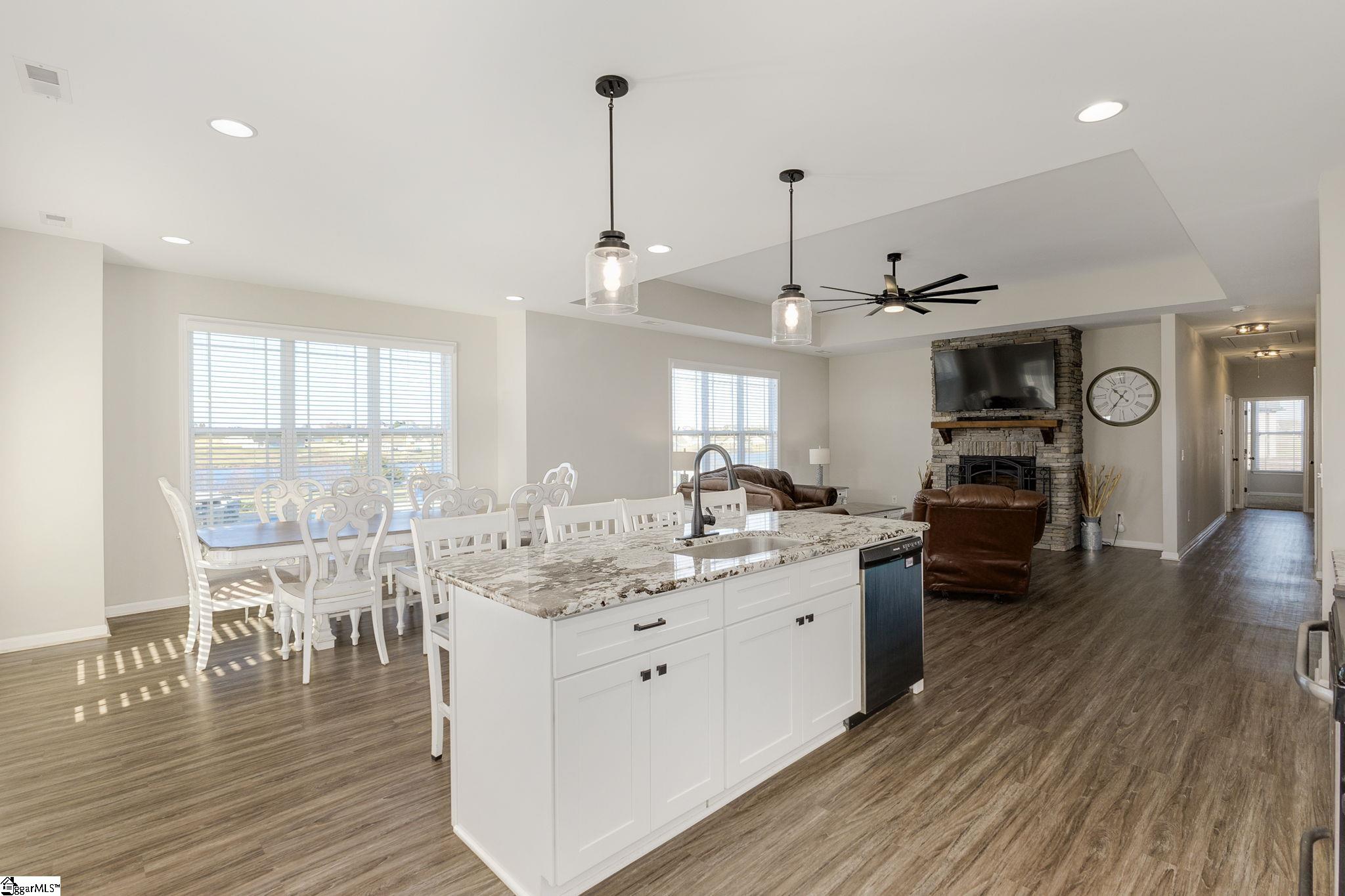 110 S Stallion Drive