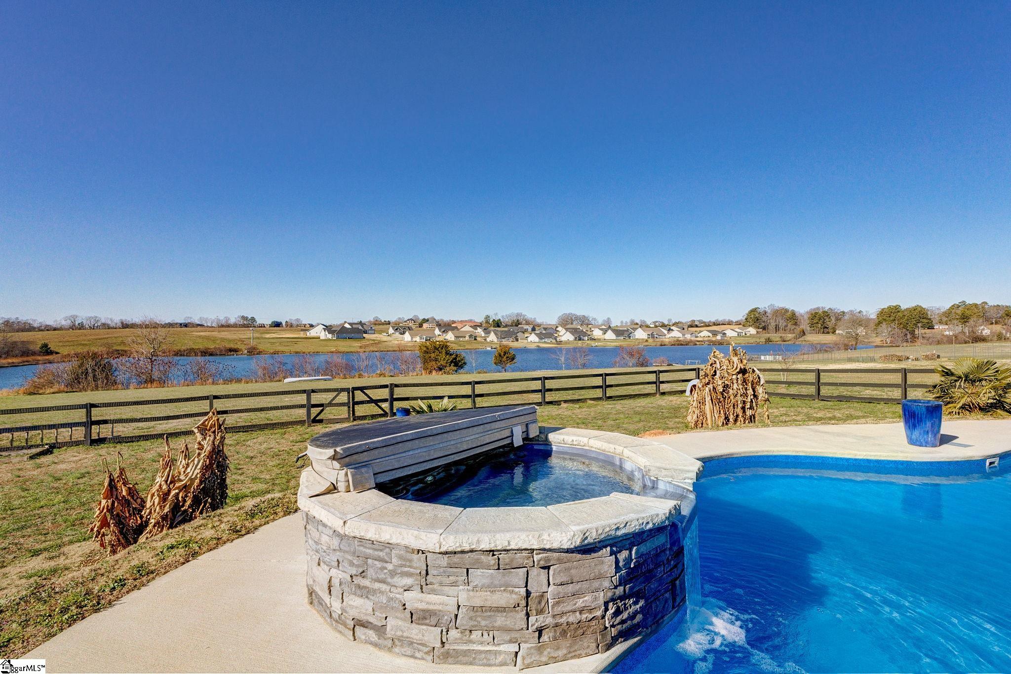 110 S Stallion Drive