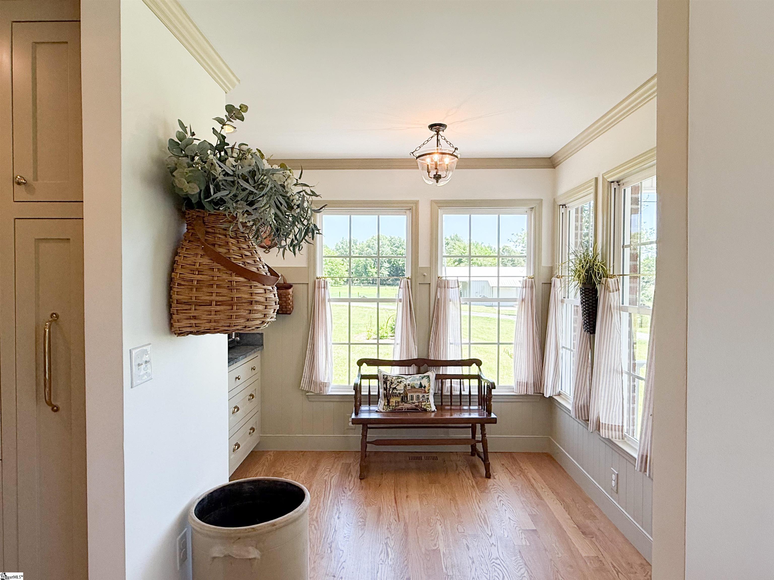 6050 Cross Anchor Road