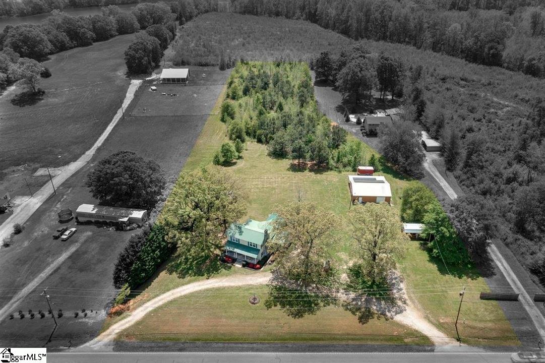 1739 Highway 418