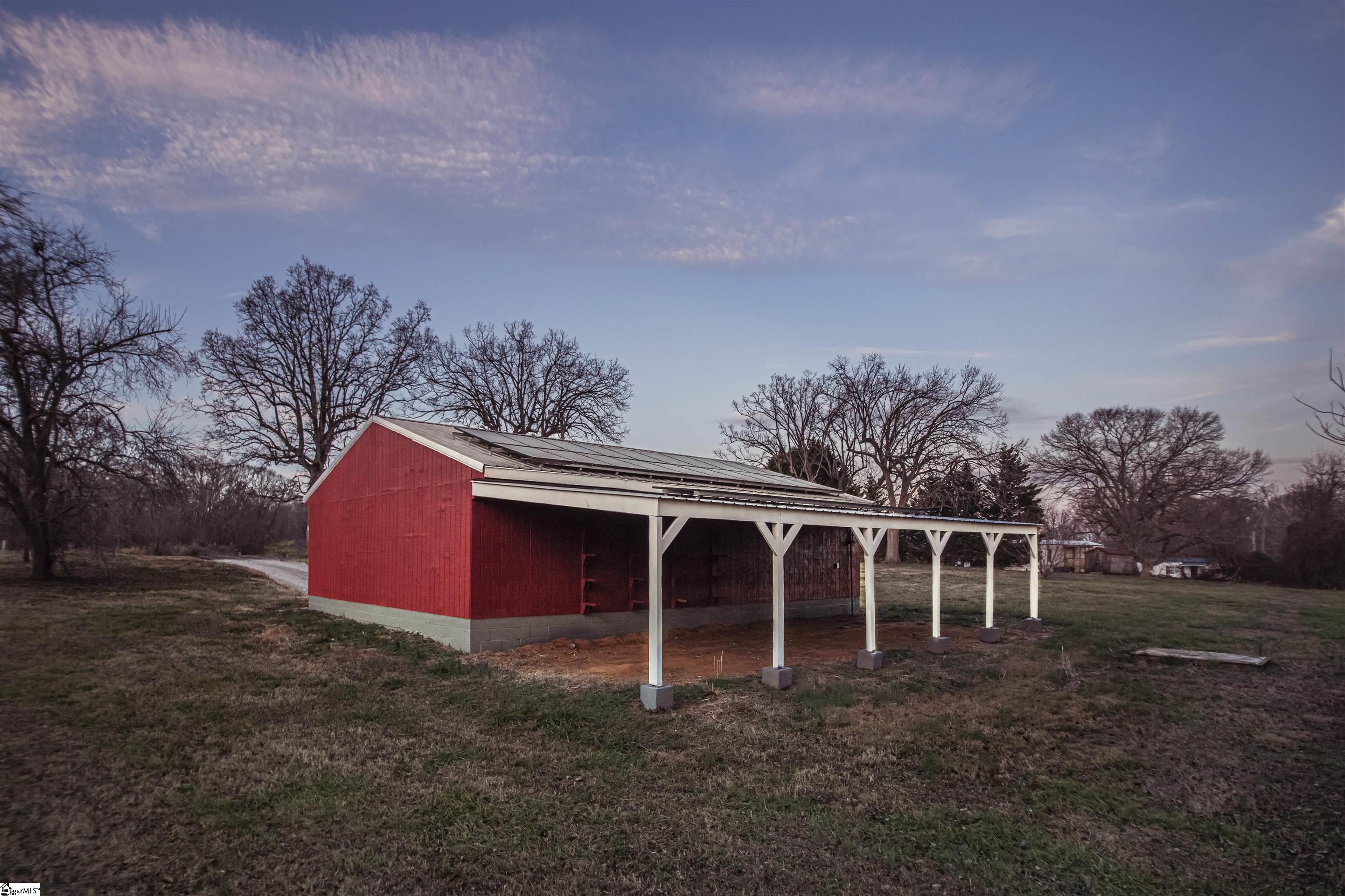 1739 Highway 418
