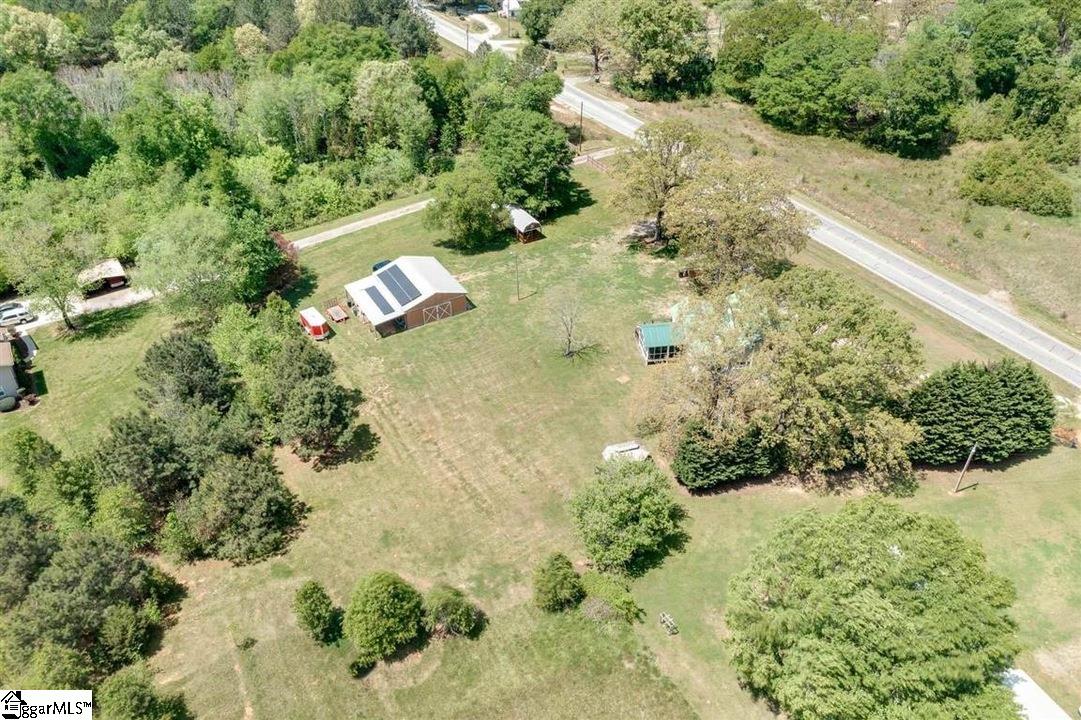 1739 Highway 418