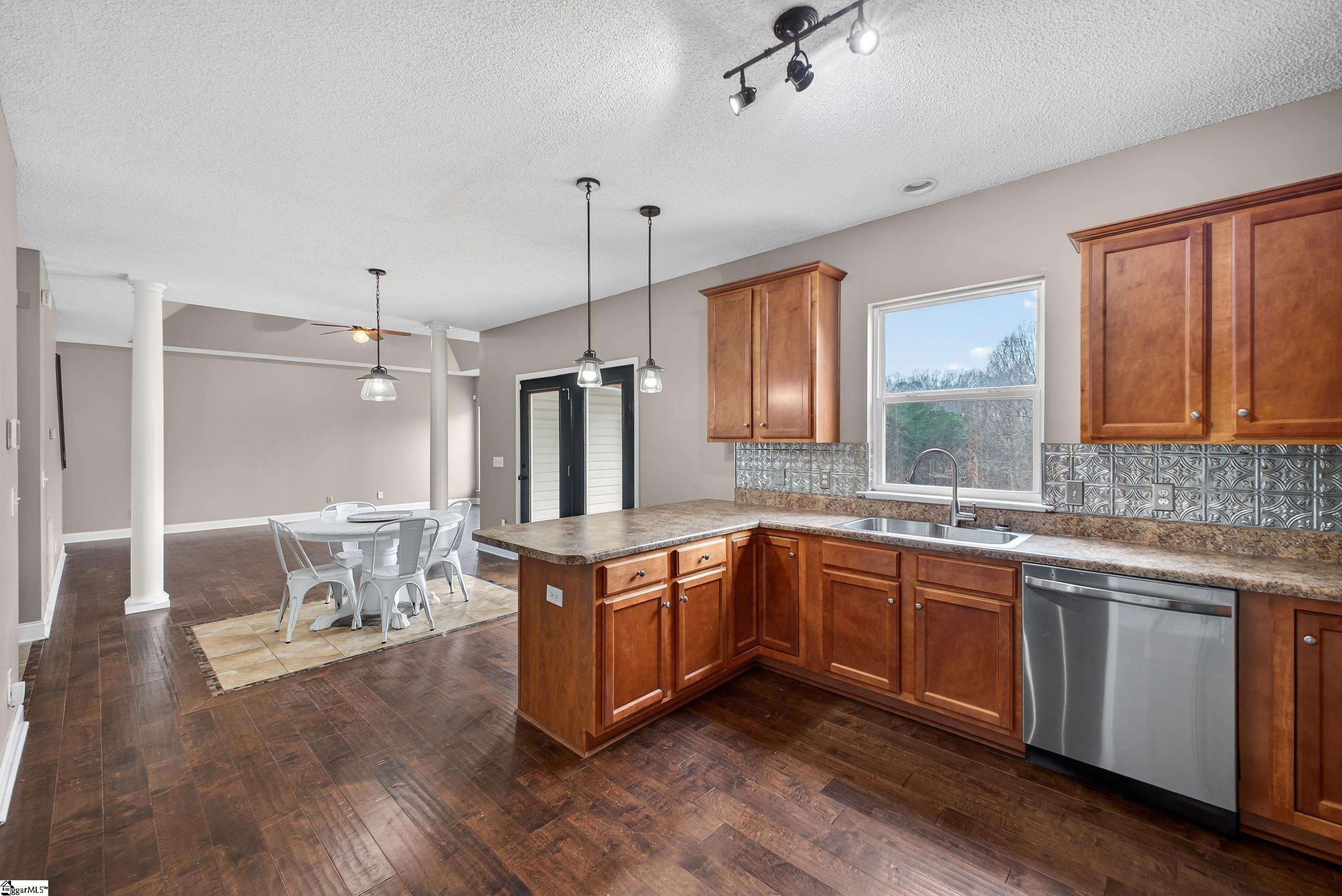 568 Kilgore Bridge Road