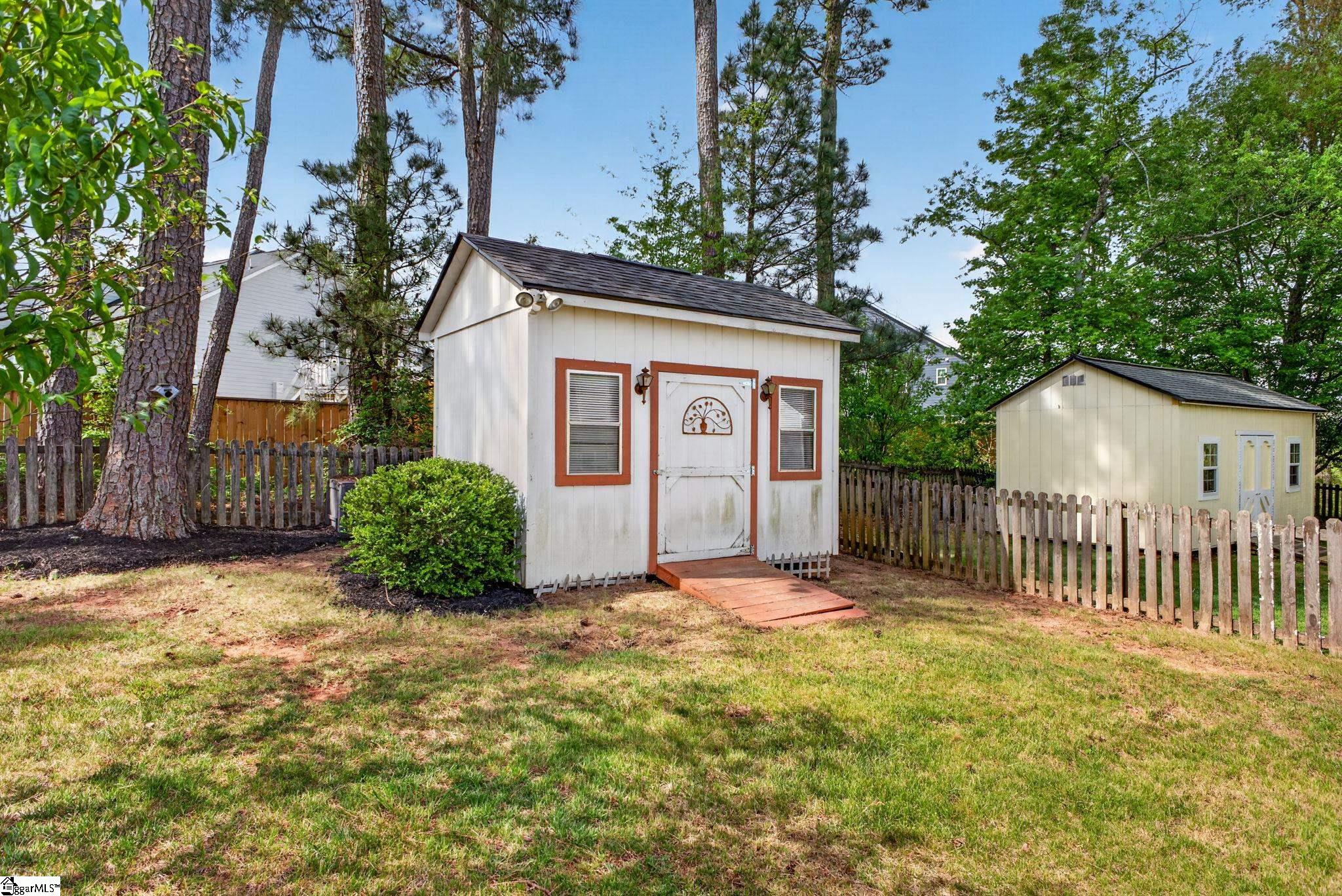 196 Birkhall Circle