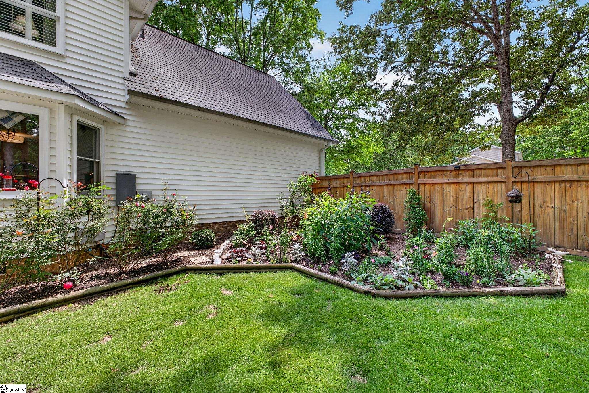 901 Willow Branch Drive