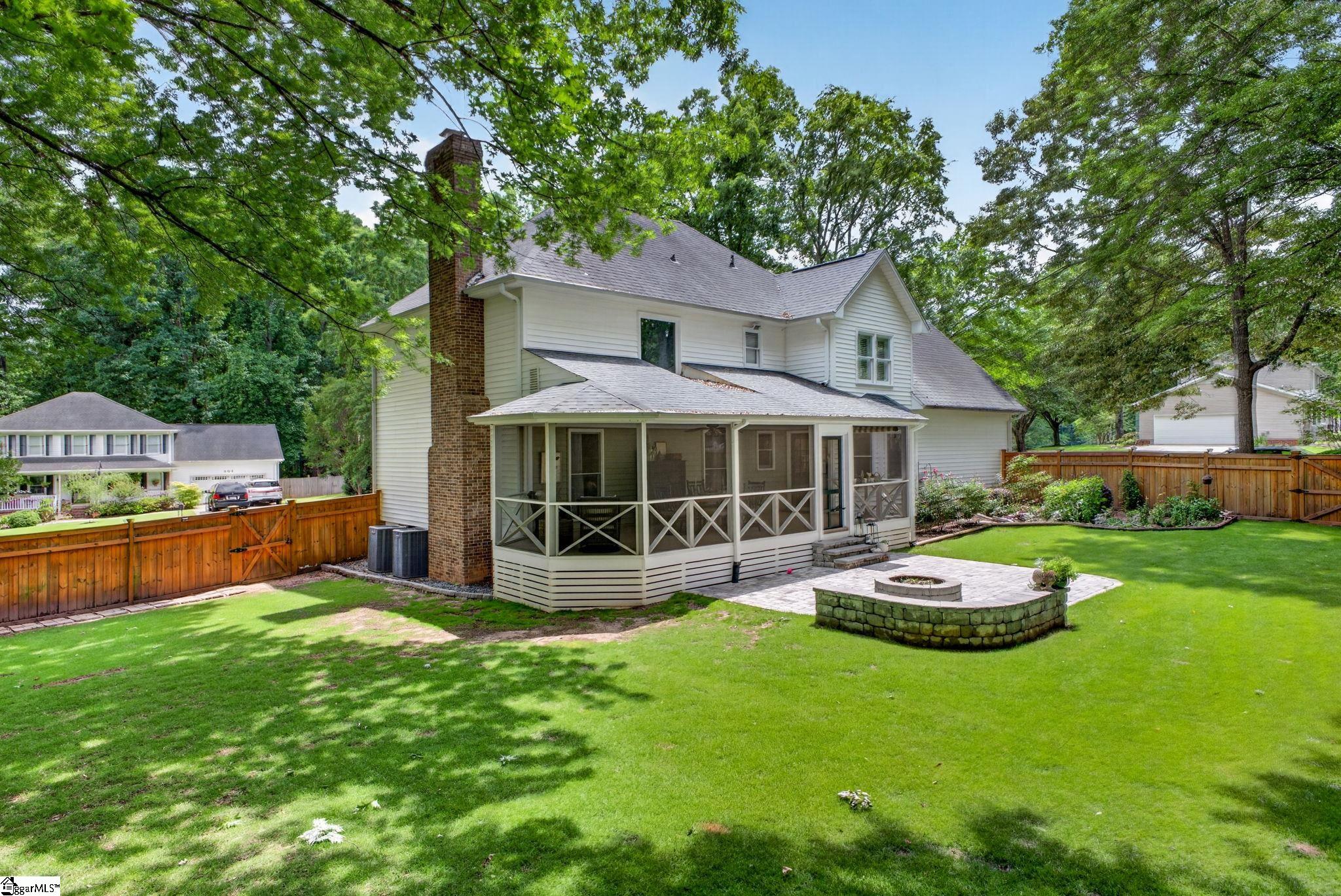 901 Willow Branch Drive