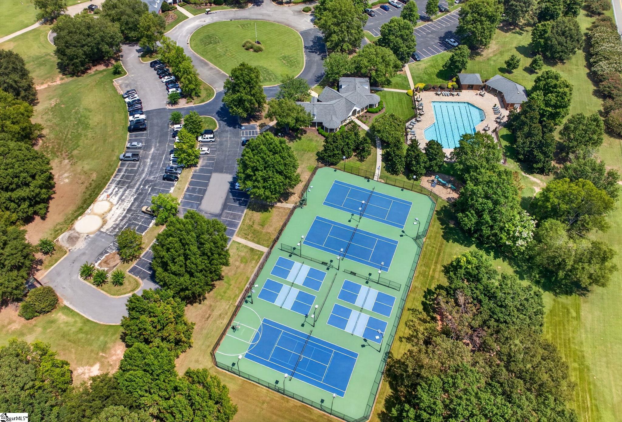 519 Live Oak Court