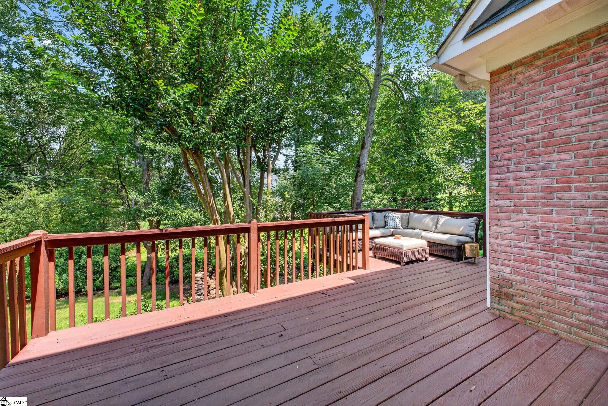 519 Live Oak Court