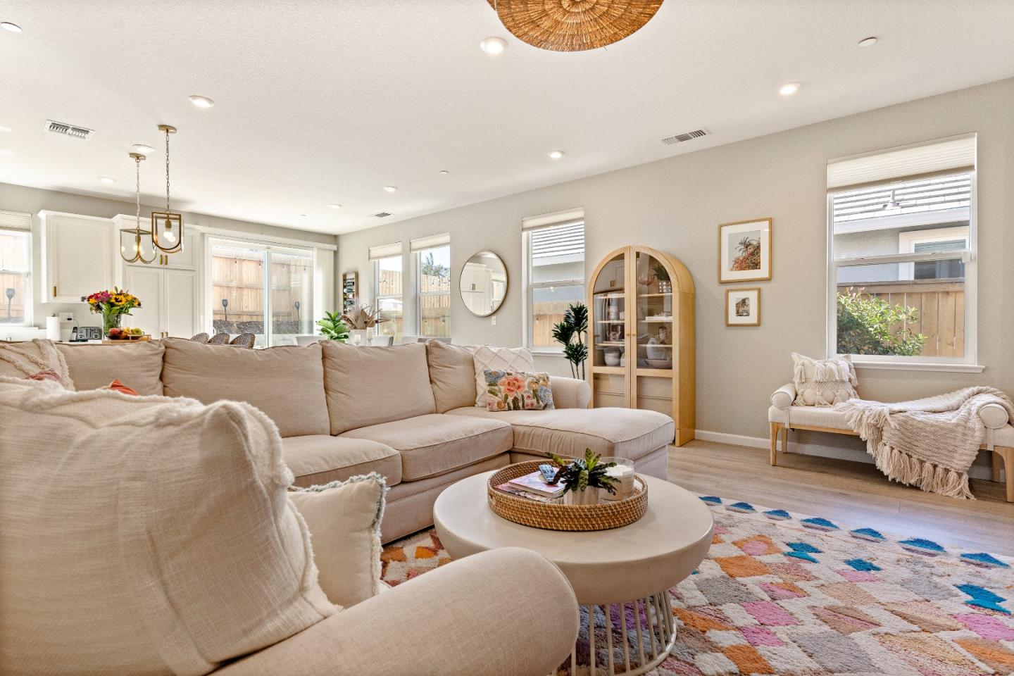 711 Coronado CT