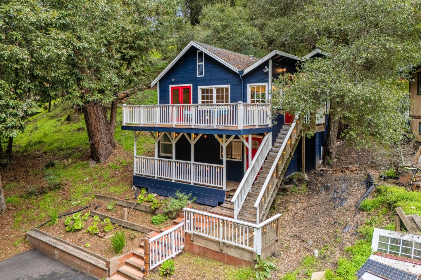 812 Cathedral Dr