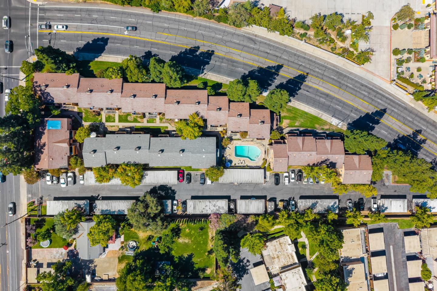 1852 Morse Avenue
