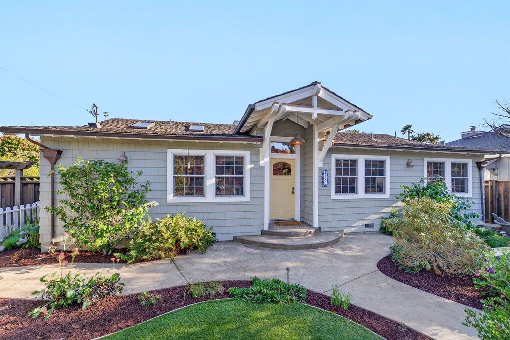 4380 Court Drive
