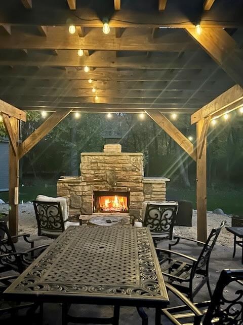 11404 Knollwood Court NE