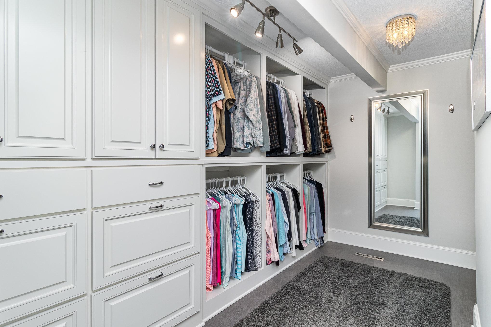 11404 Knollwood Court NE