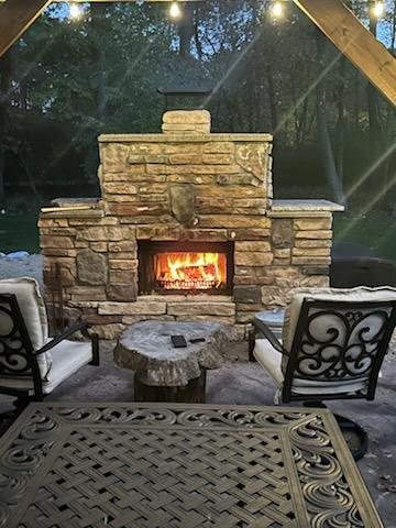 11404 Knollwood Court NE