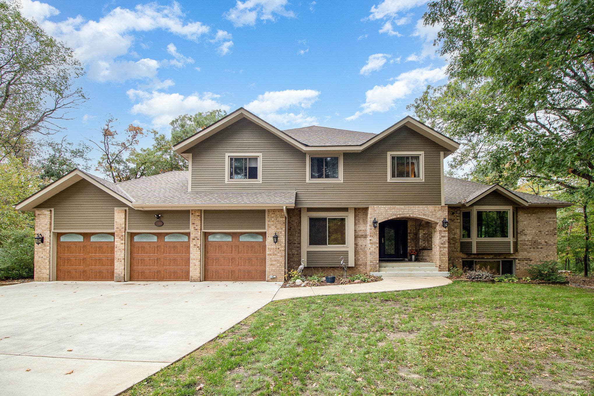 11404 Knollwood Court NE