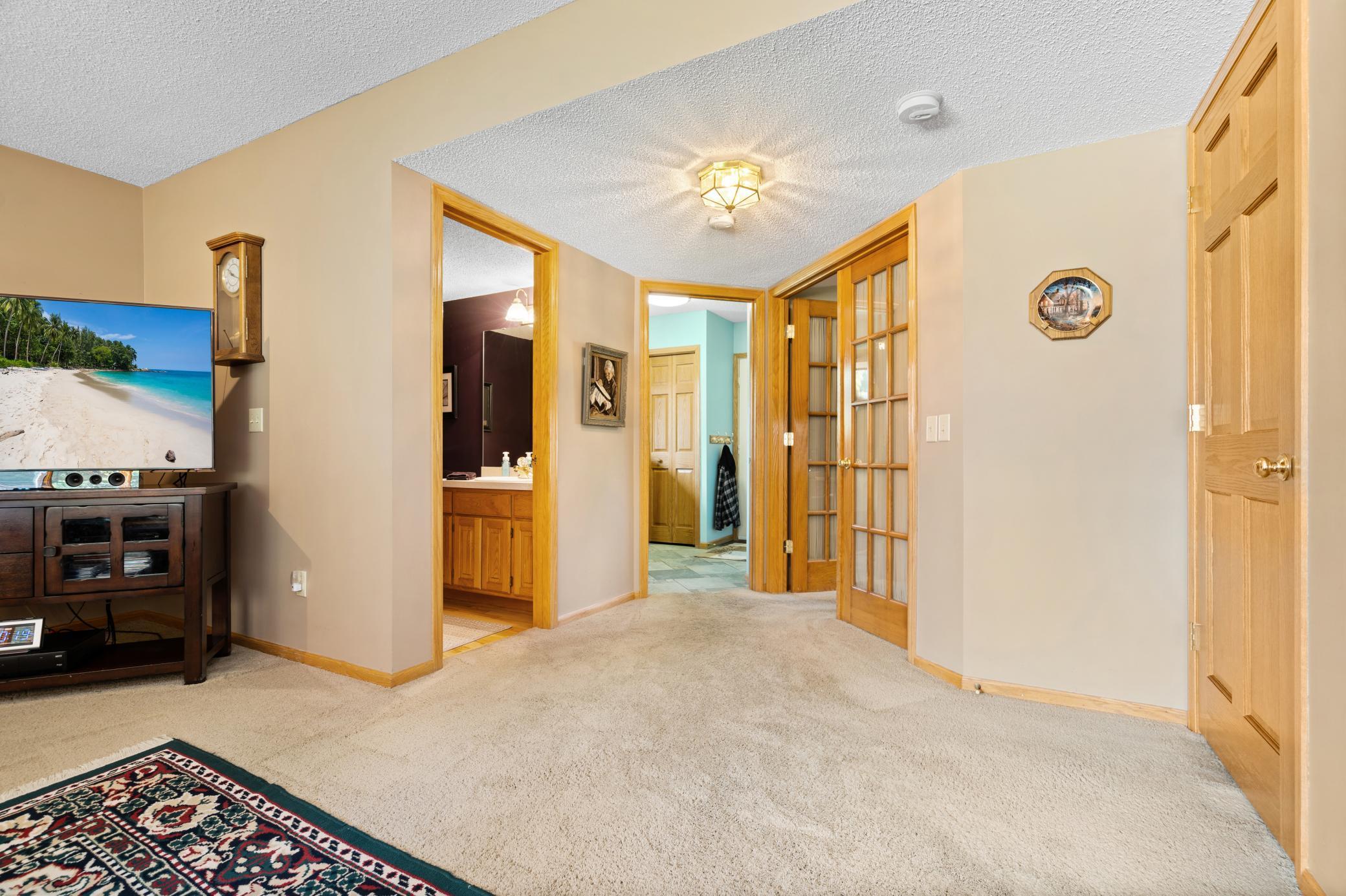 6334 W Shadow Lake Drive