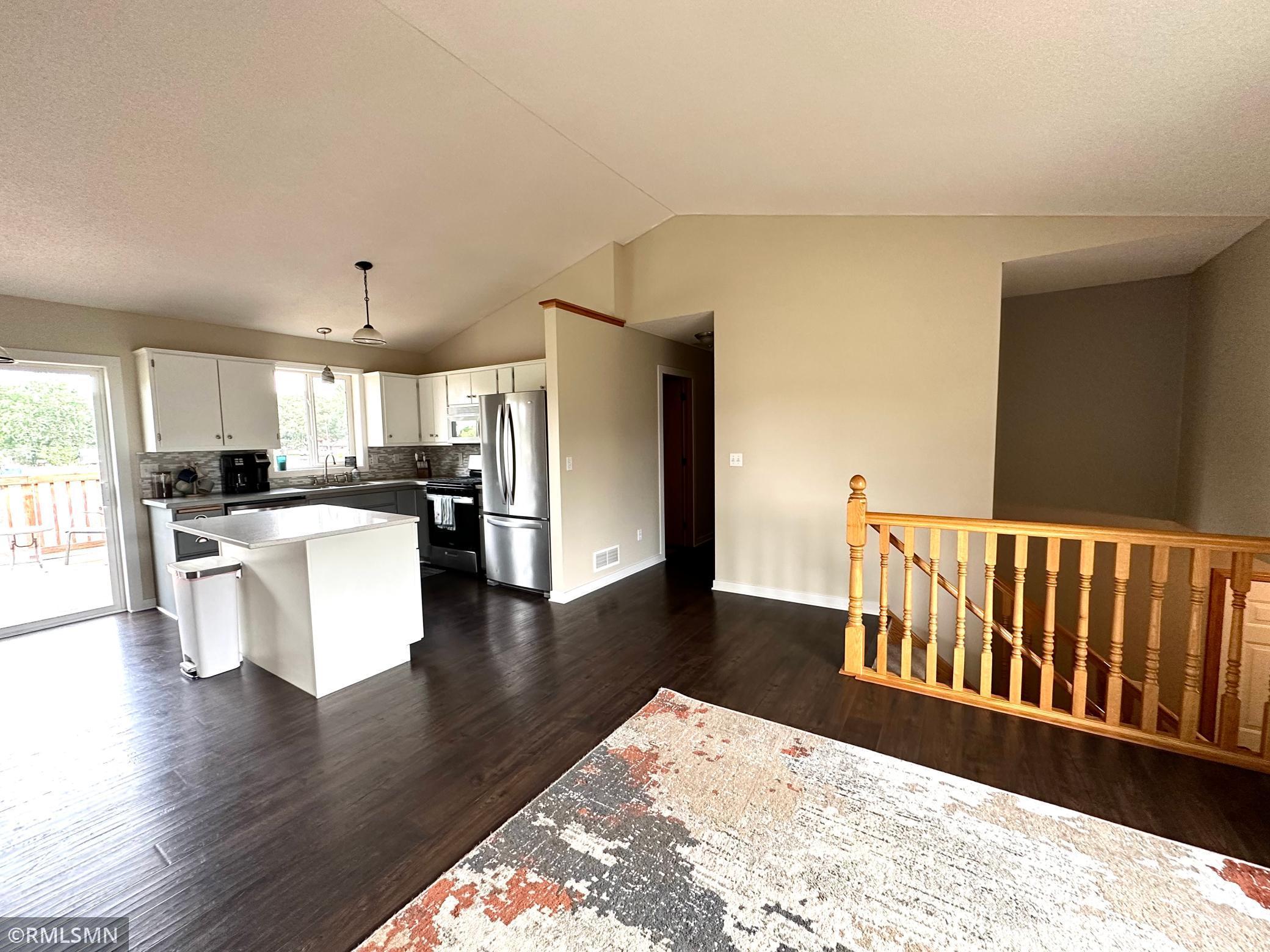 1404 Meadow View Drive