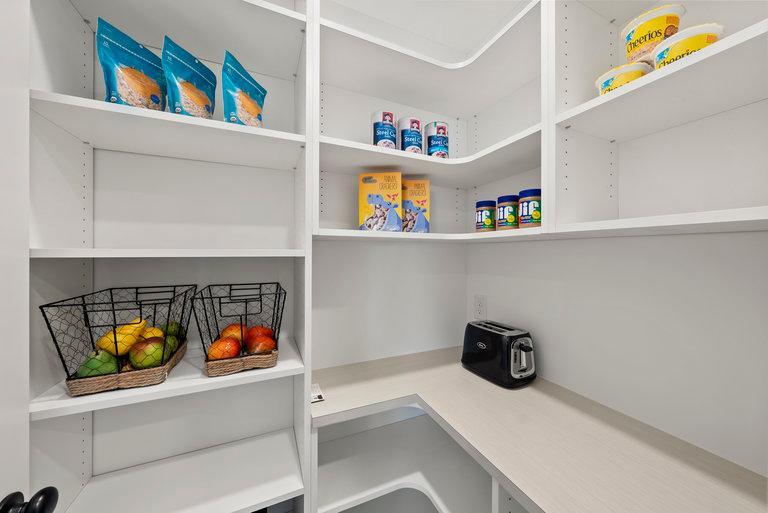 14510 Kingsview Lane N