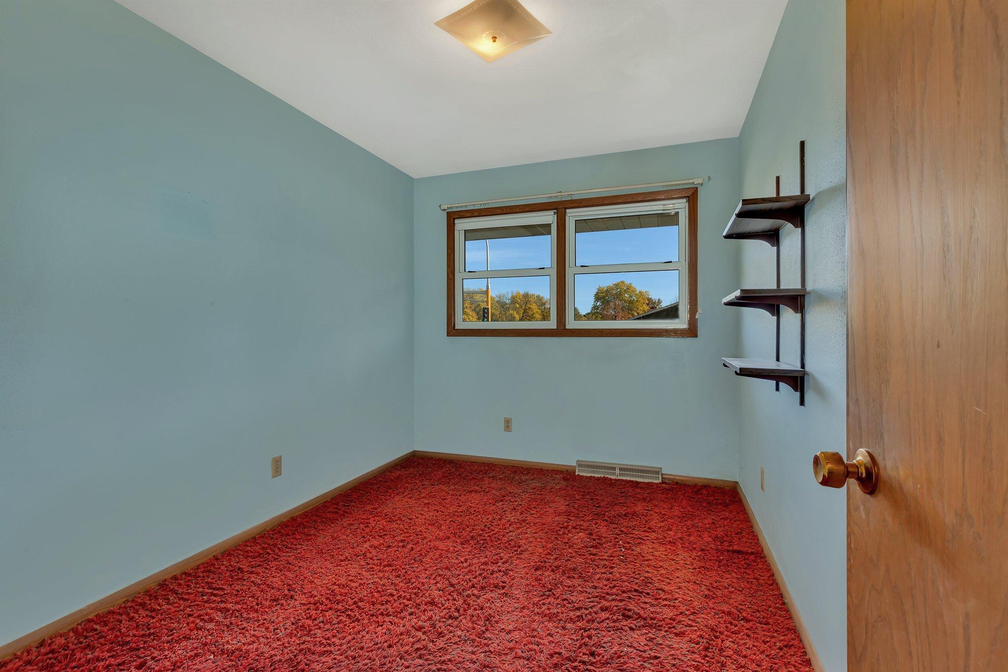 2500 12th Street N