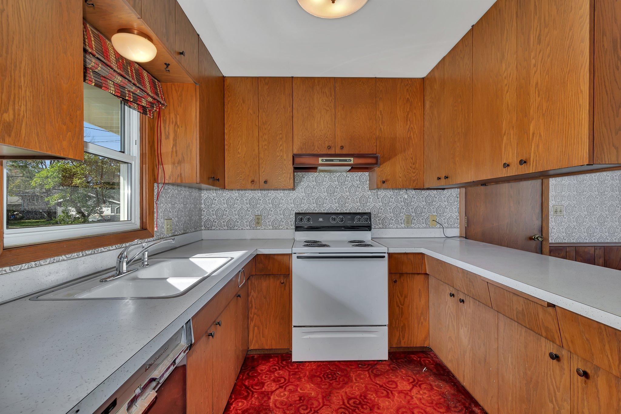 2500 12th Street N