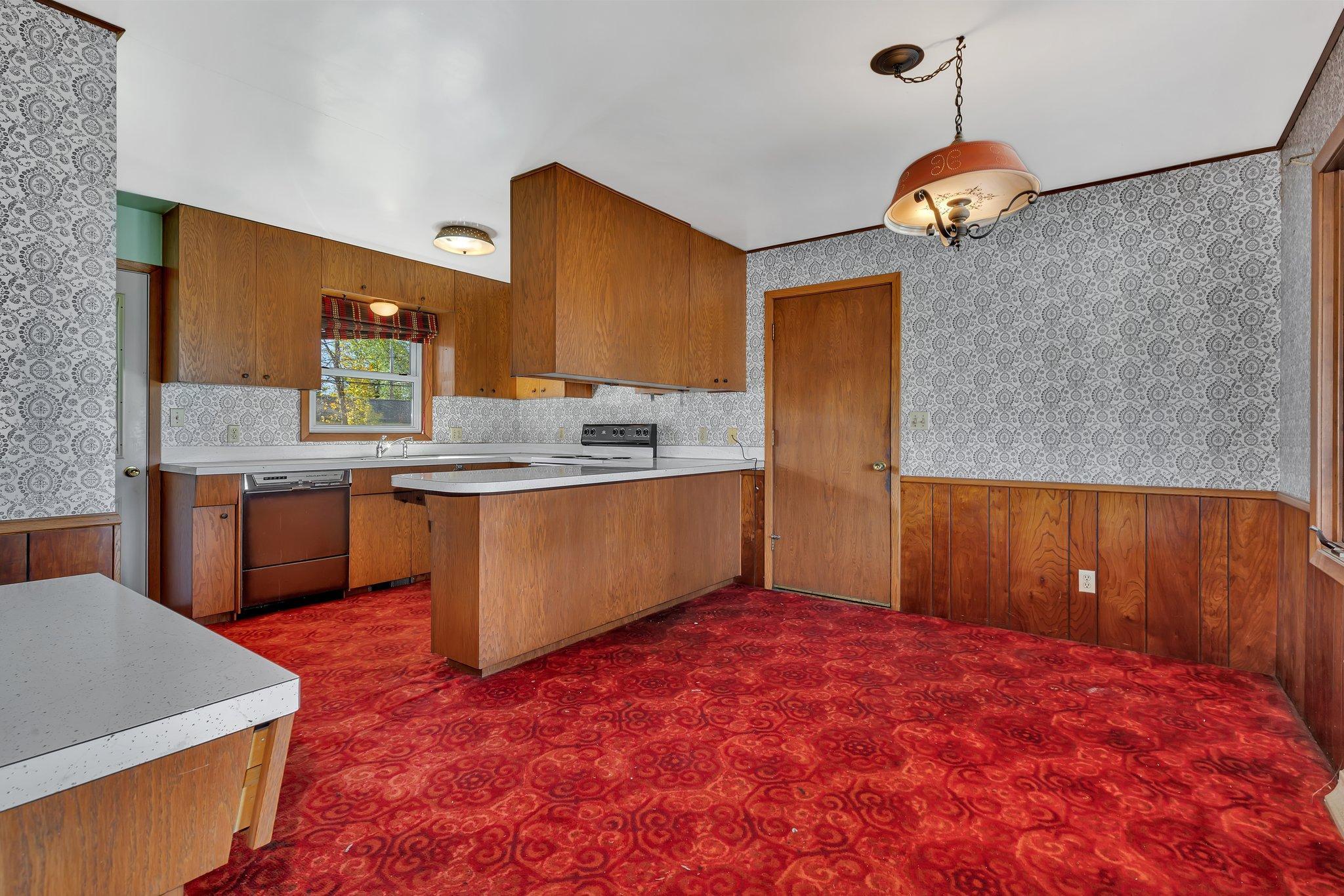 2500 12th Street N