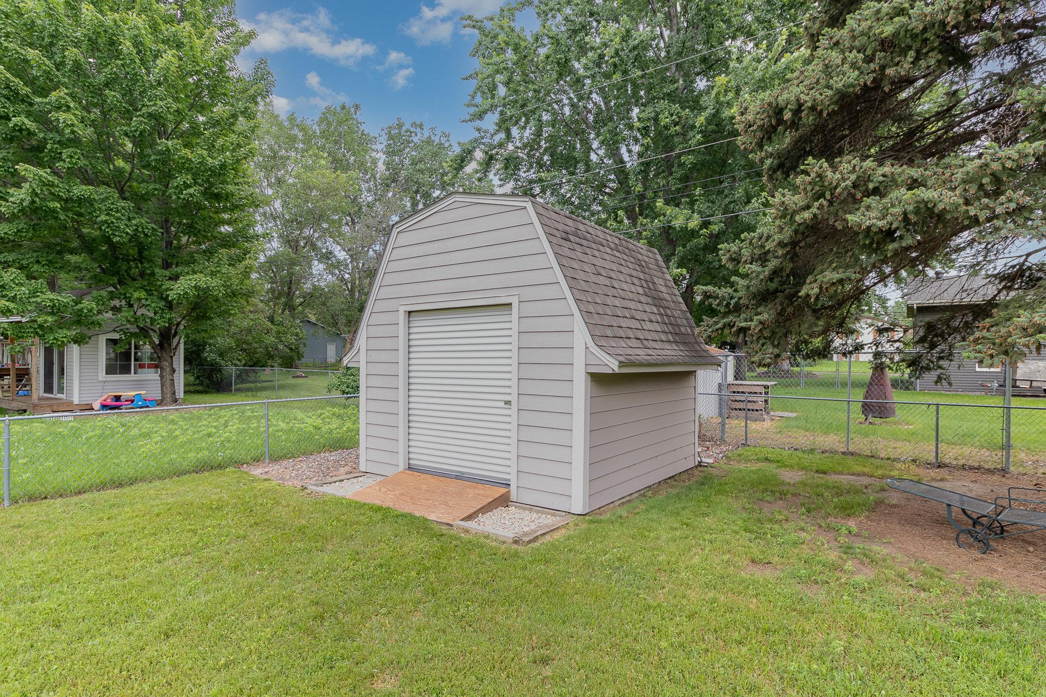 7616 113 1/2 Avenue N