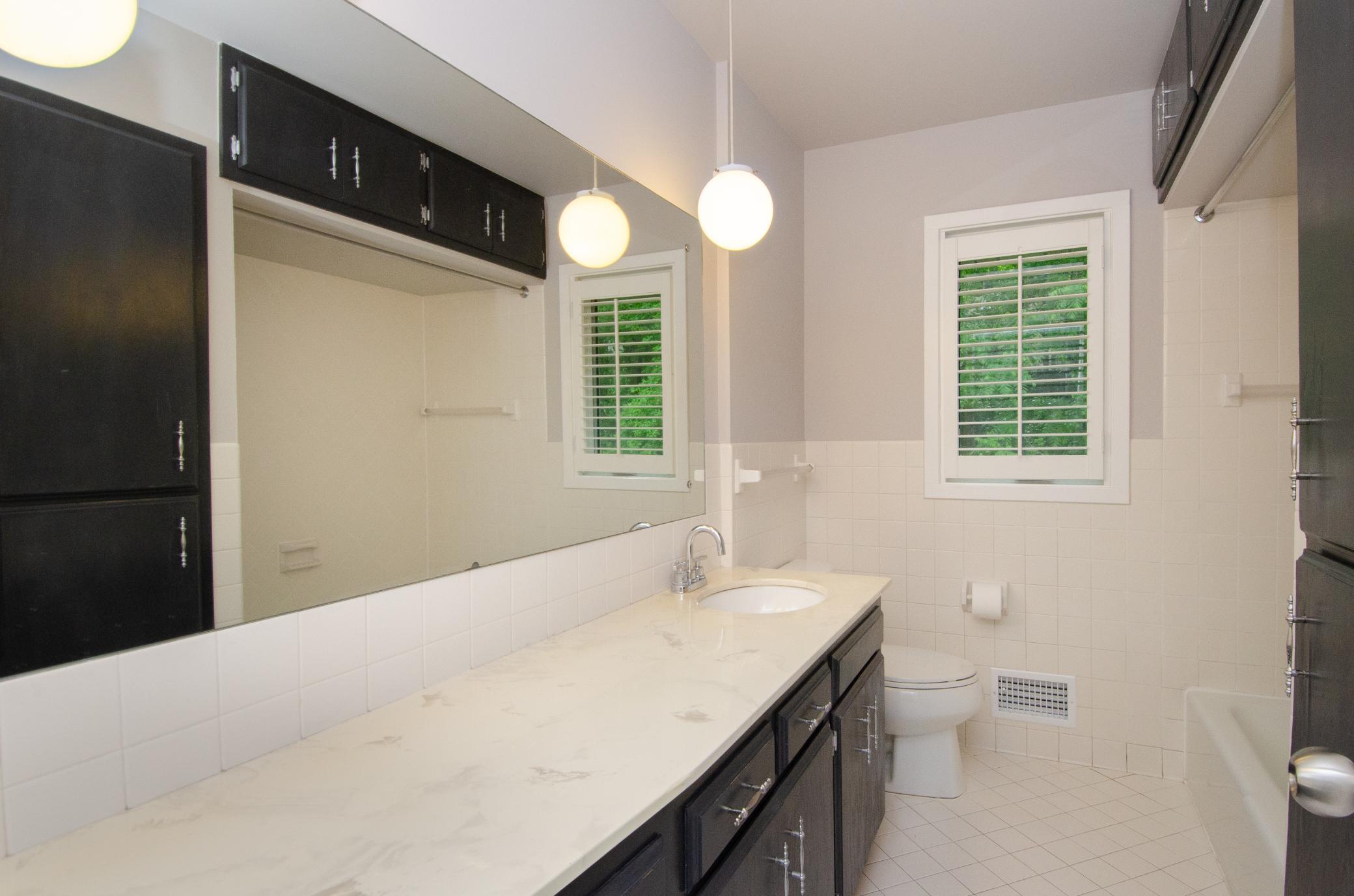 2480 Kewanee Way