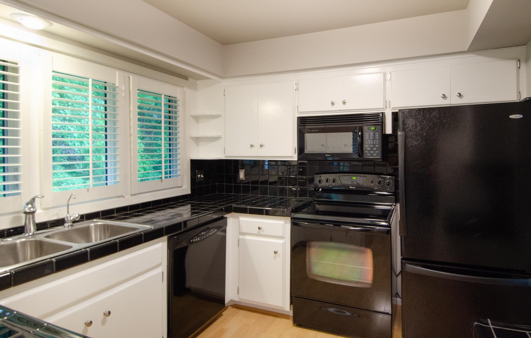 2480 Kewanee Way