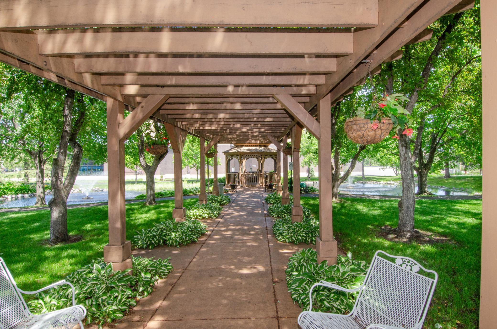 4400 36th Avenue N Unit: 339