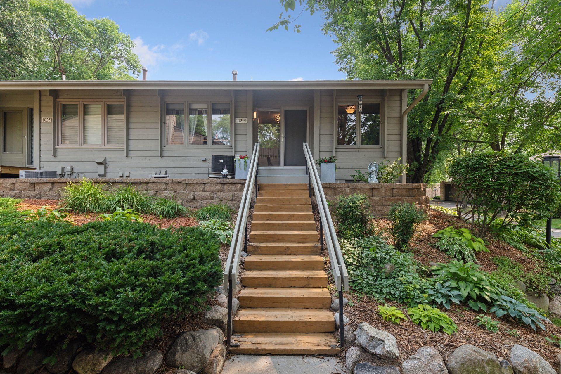 10249 Scarborough Road
