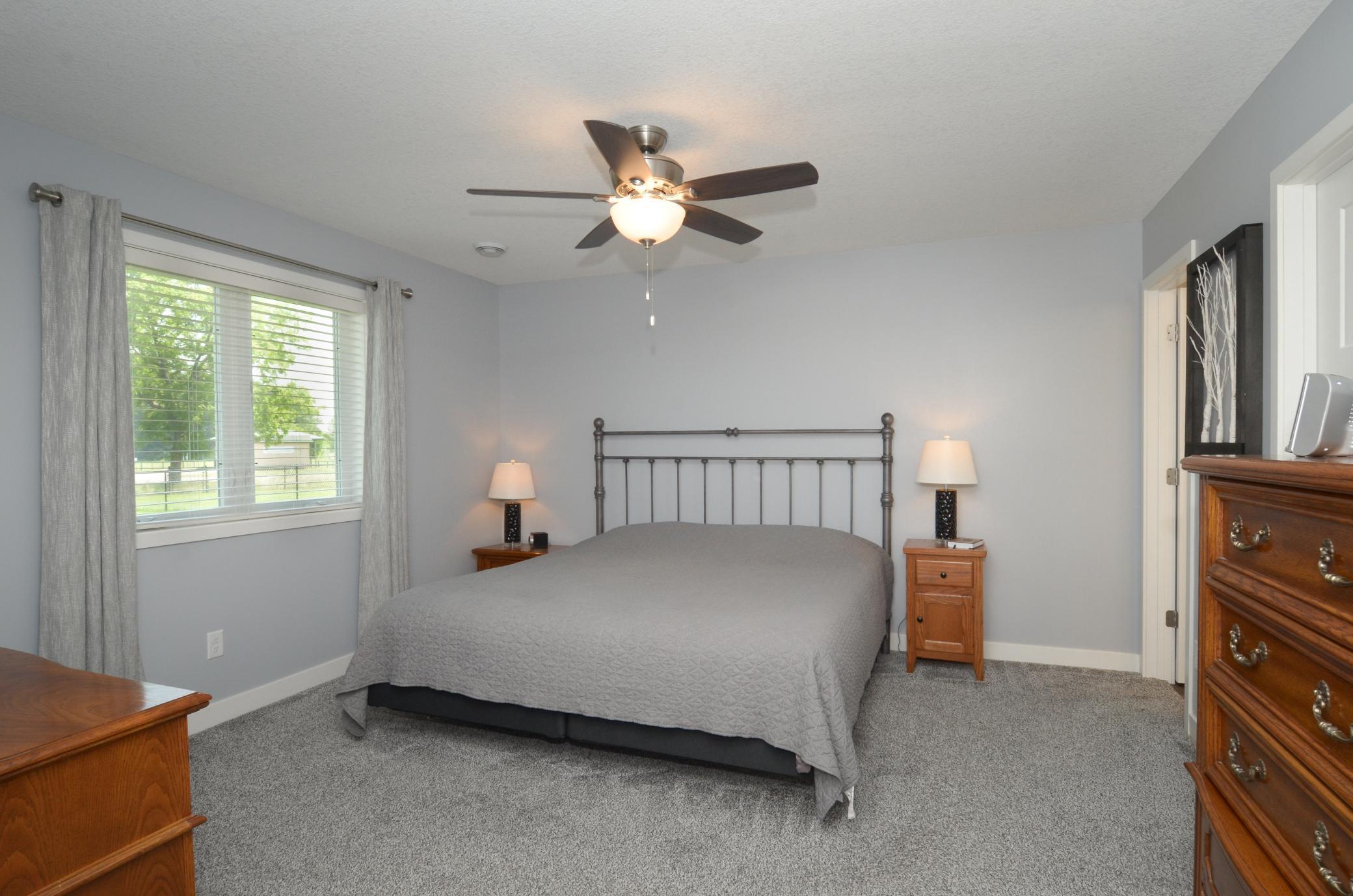 324 Bluebird Drive NW