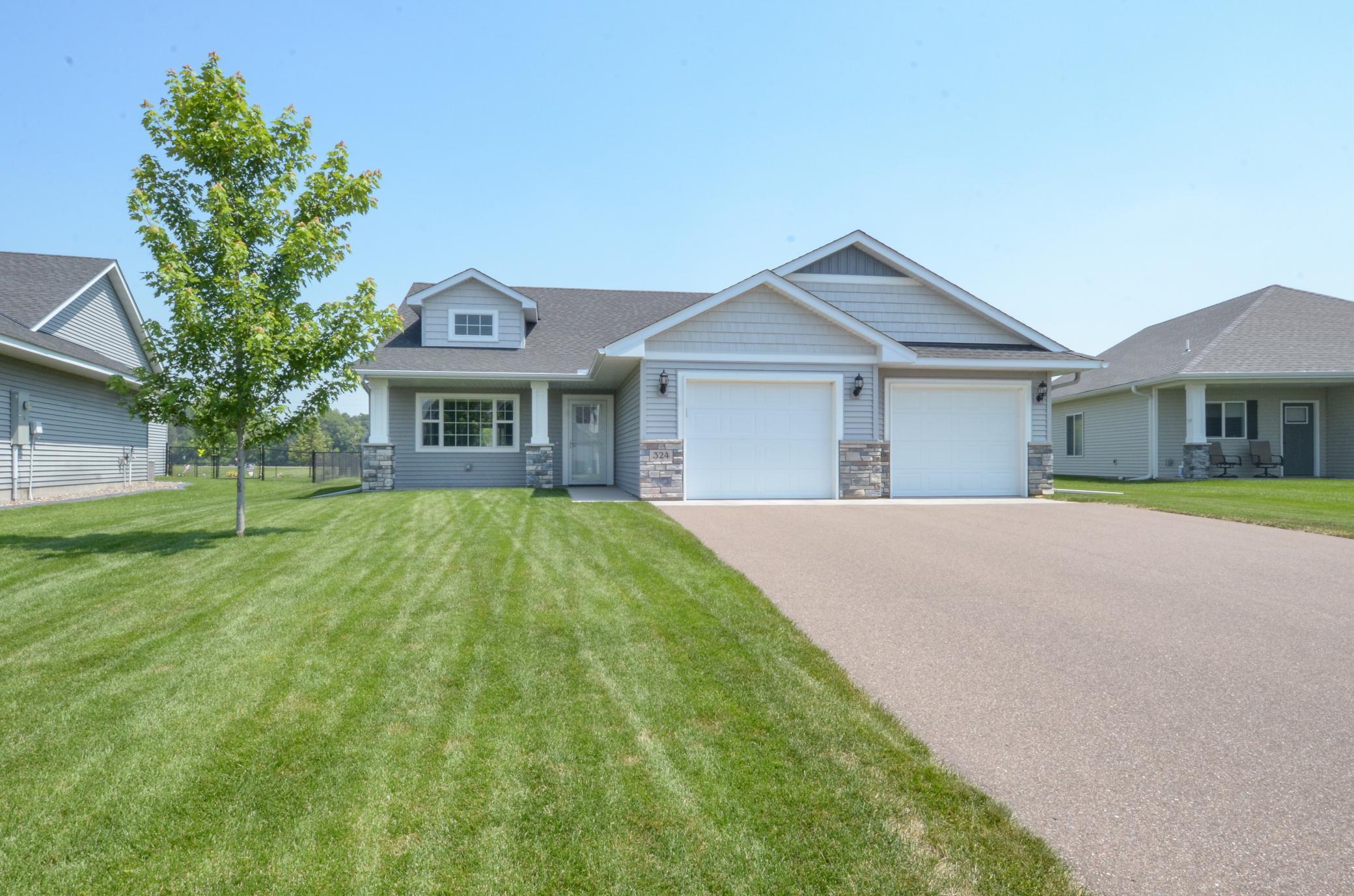 324 Bluebird Drive NW