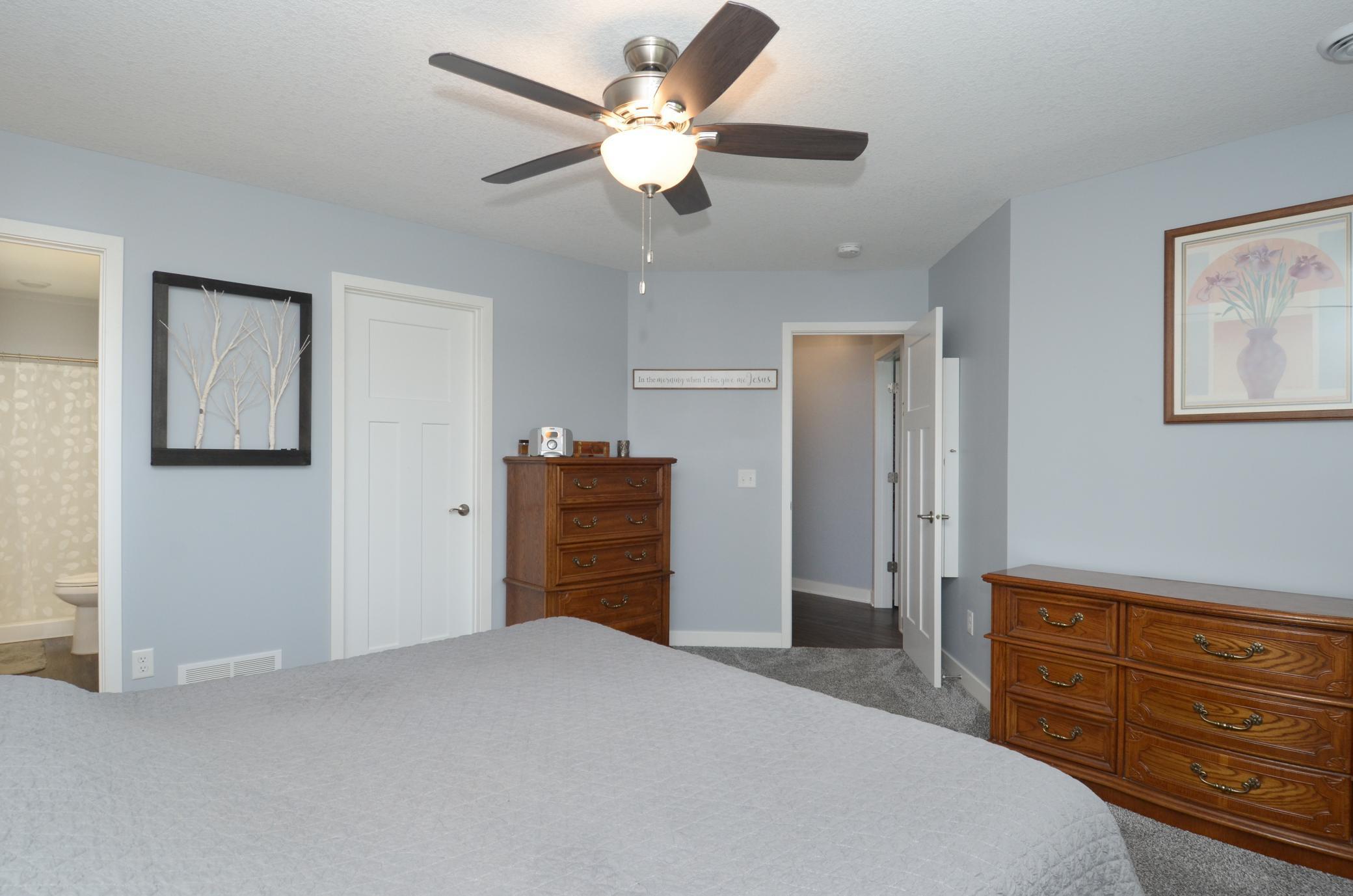 324 Bluebird Drive NW