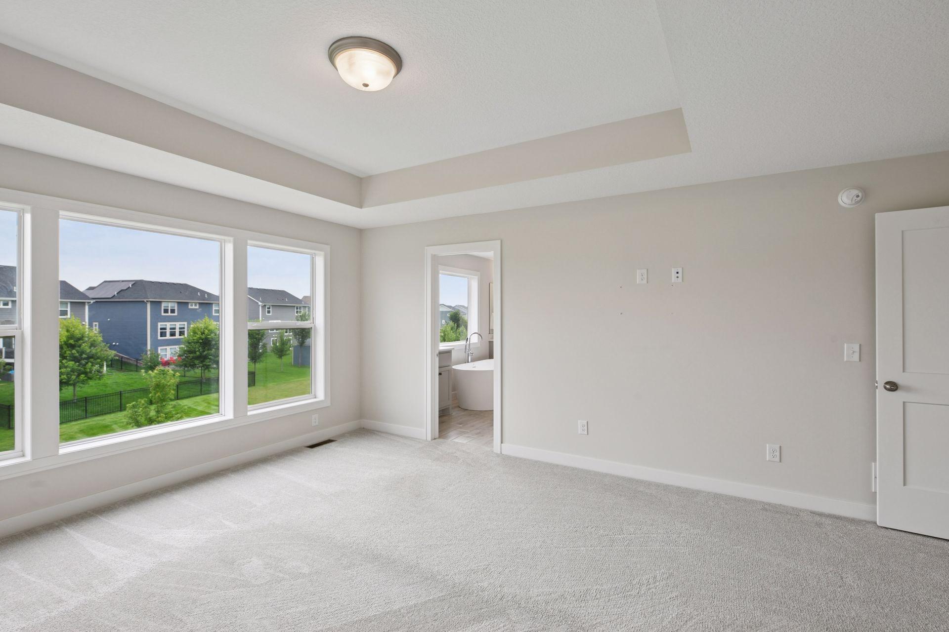 15561 110th Avenue N