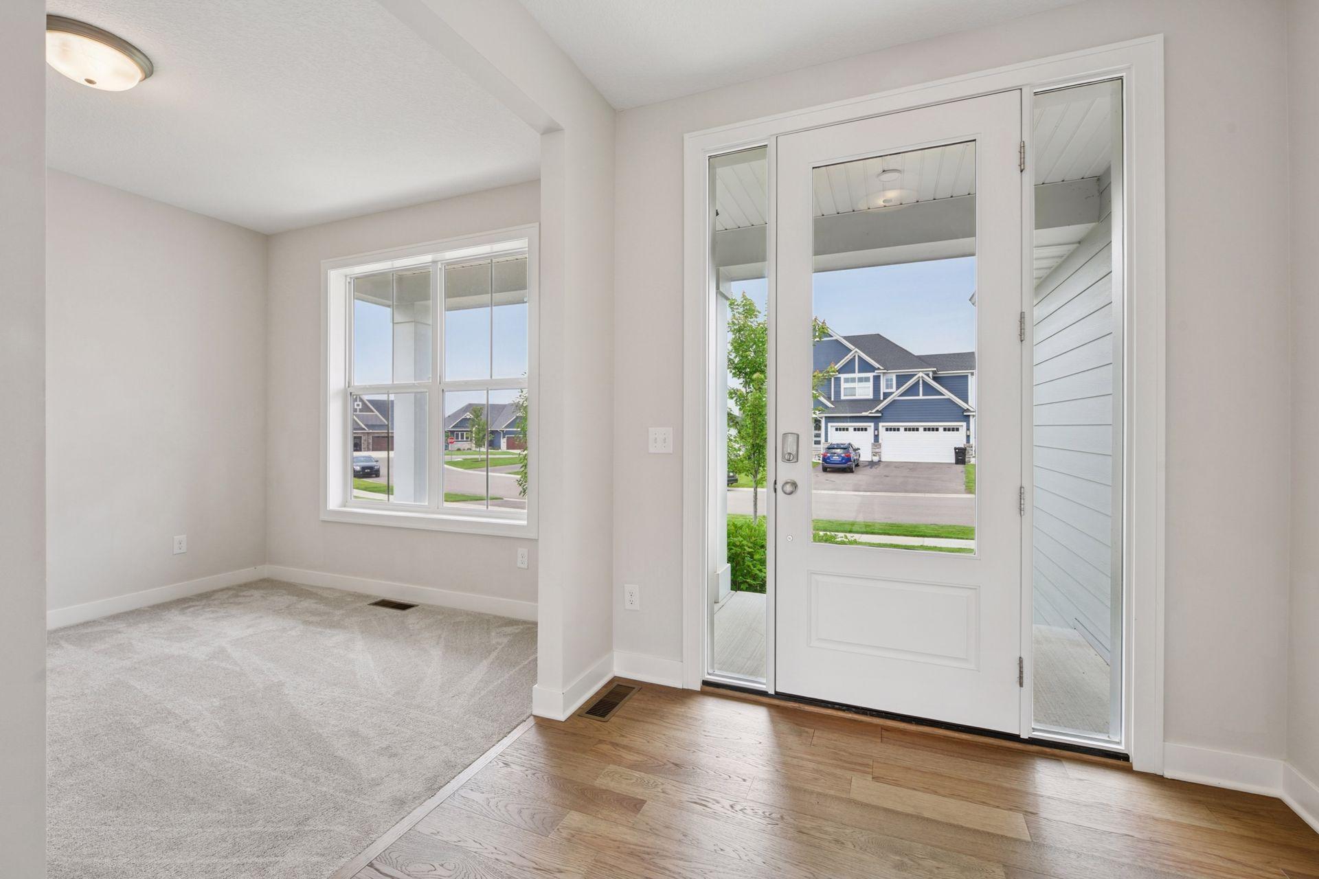 15561 110th Avenue N