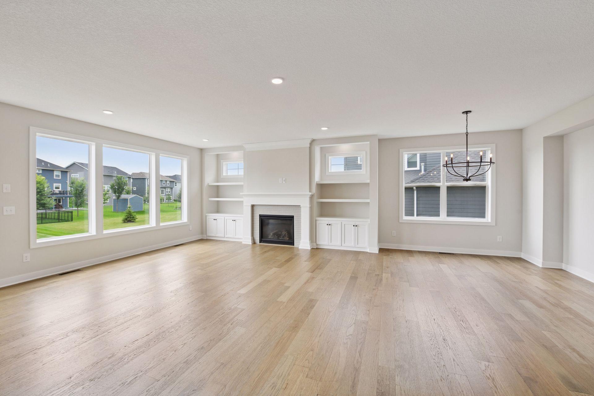 15561 110th Avenue N