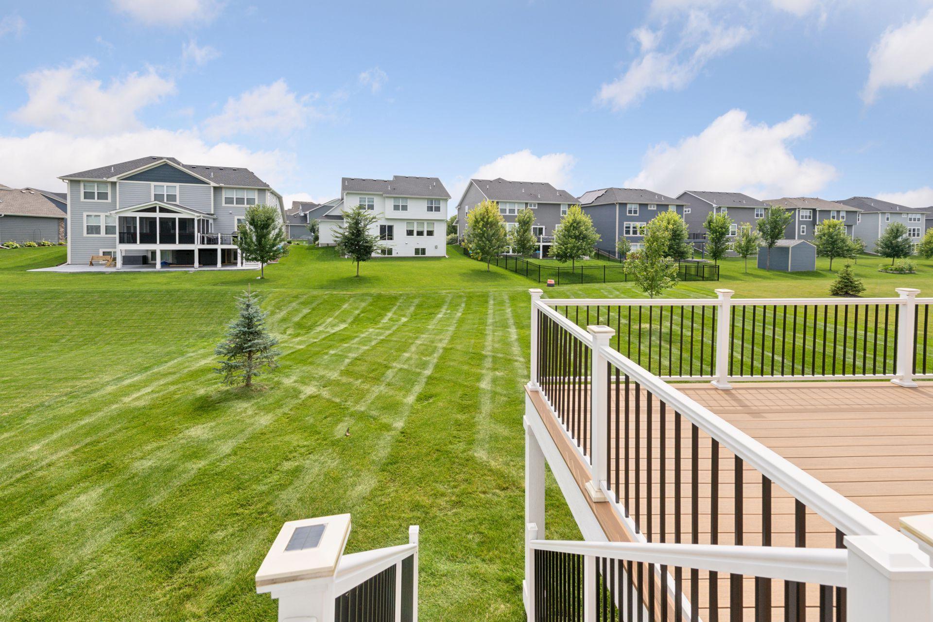 15561 110th Avenue N