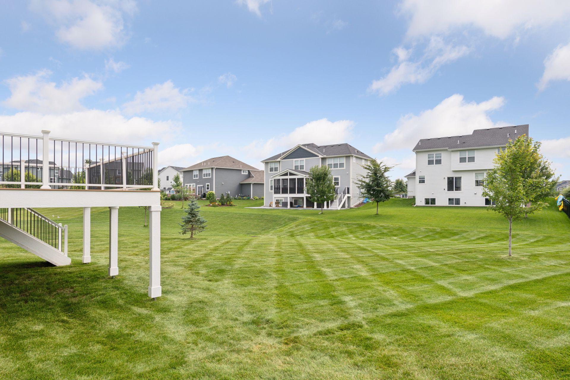 15561 110th Avenue N