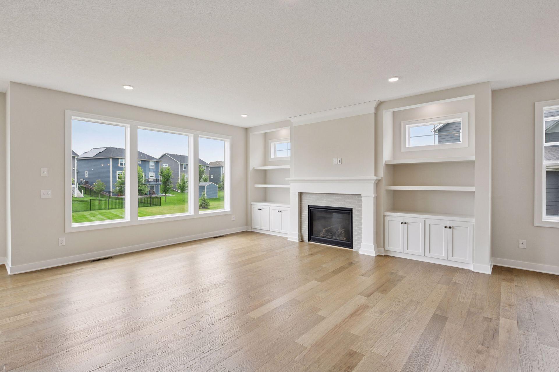 15561 110th Avenue N