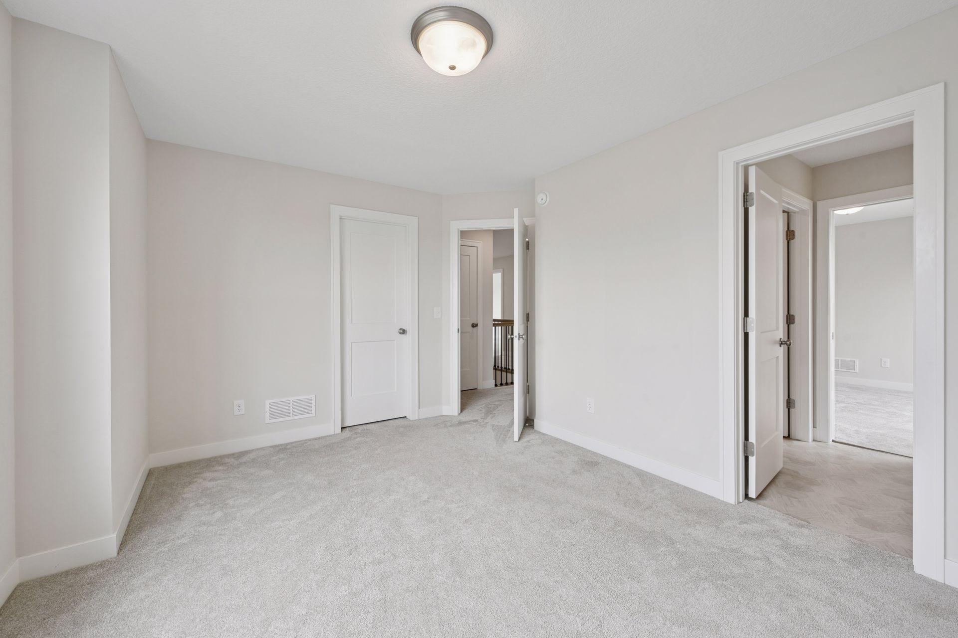 15561 110th Avenue N