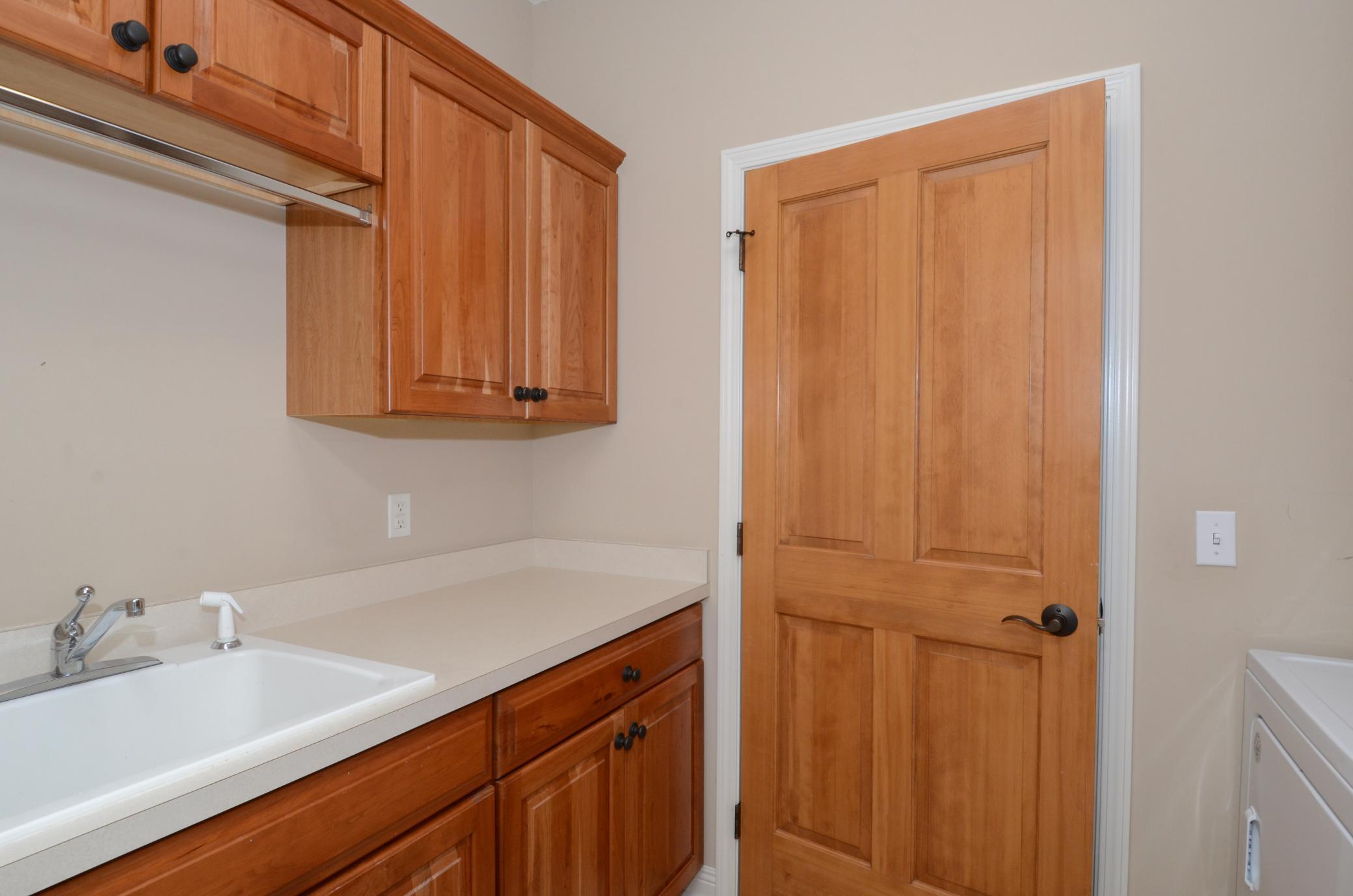 5225 Grandview Square Unit: 114