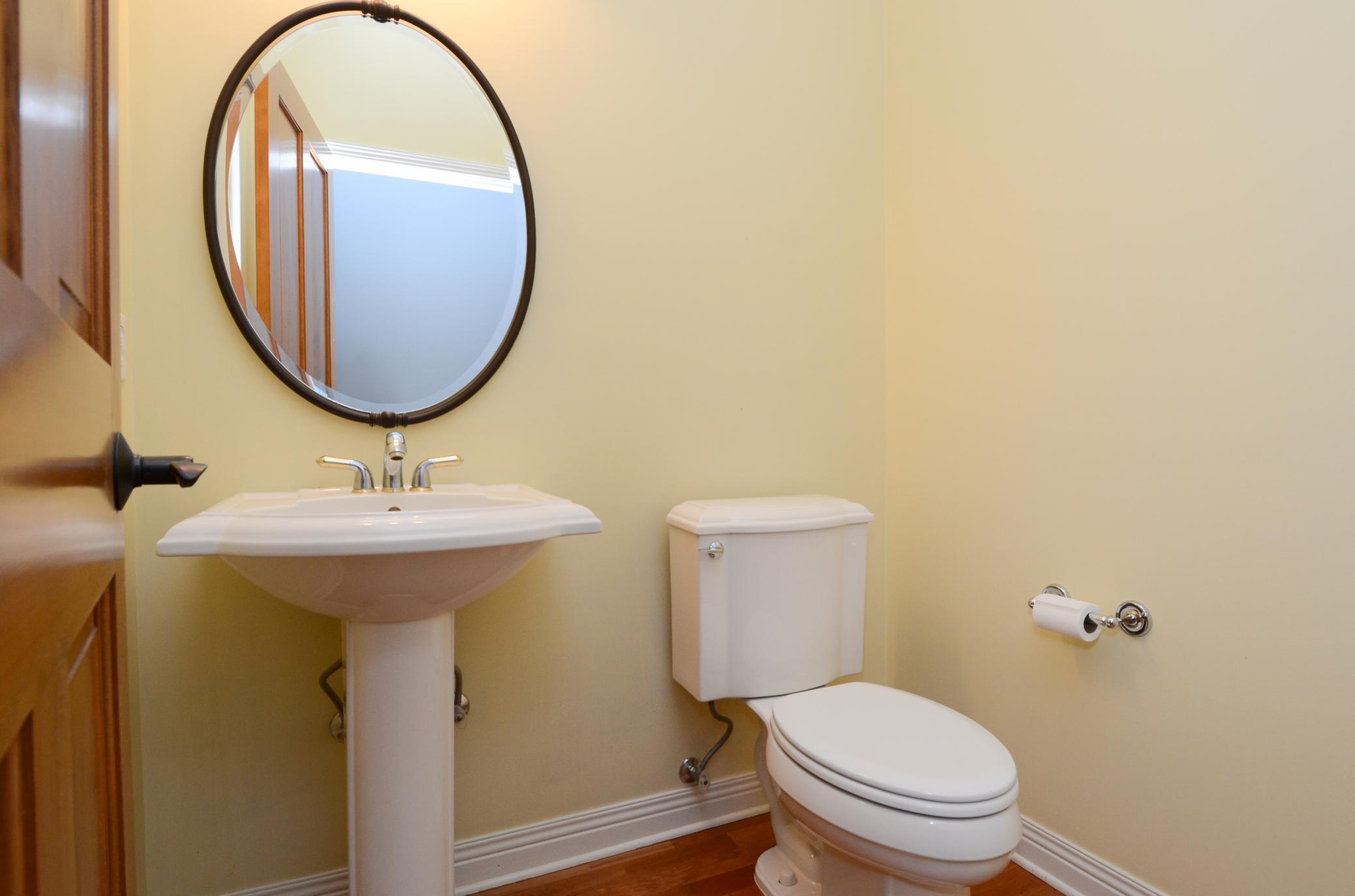 5225 Grandview Square Unit: 114