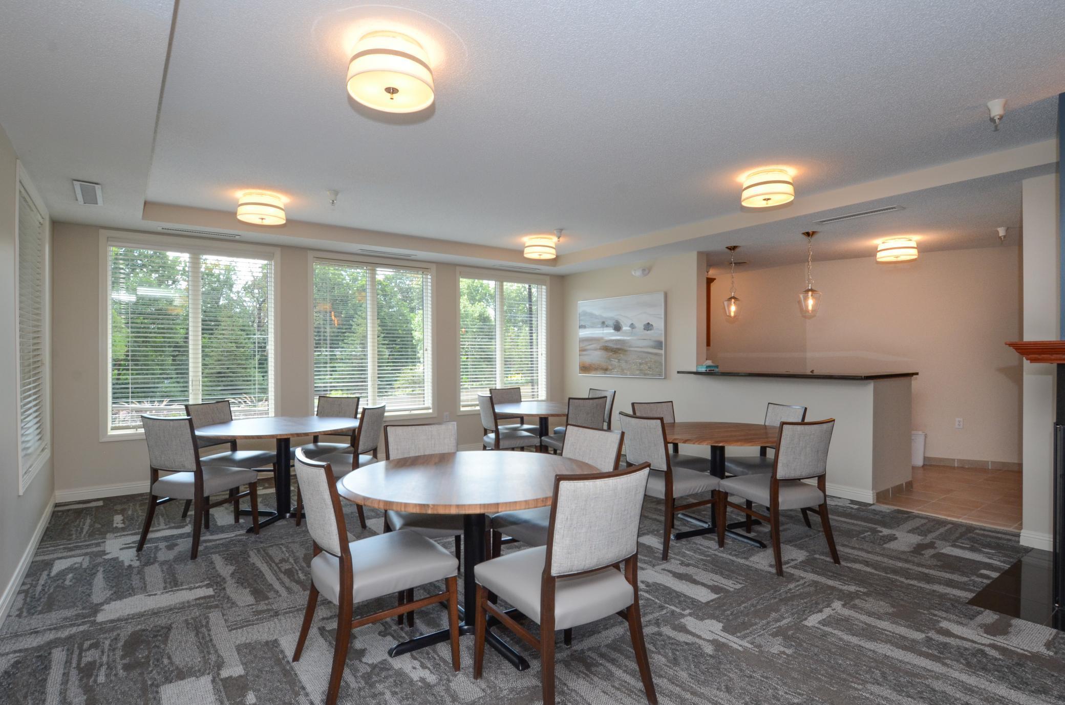 5225 Grandview Square Unit: 114