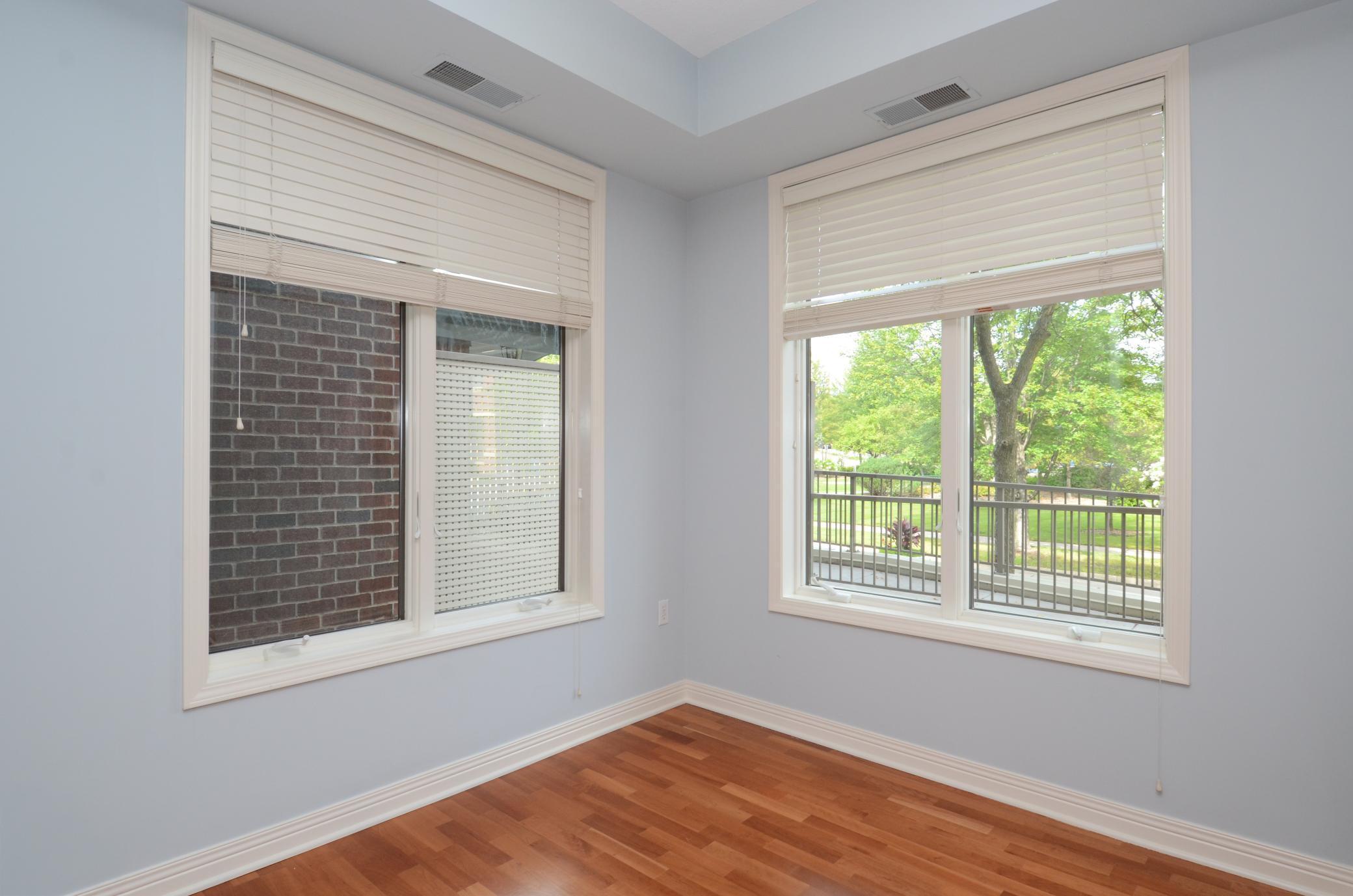 5225 Grandview Square Unit: 114
